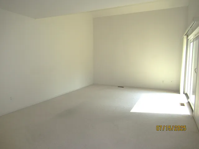 $400,000 | 1 Westbury Court, Ann Arbor, MI 48105