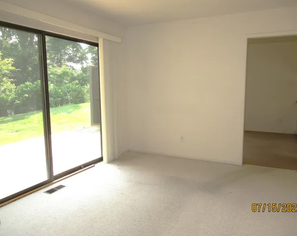 $400,000 | 1 Westbury Court, Ann Arbor, MI 48105