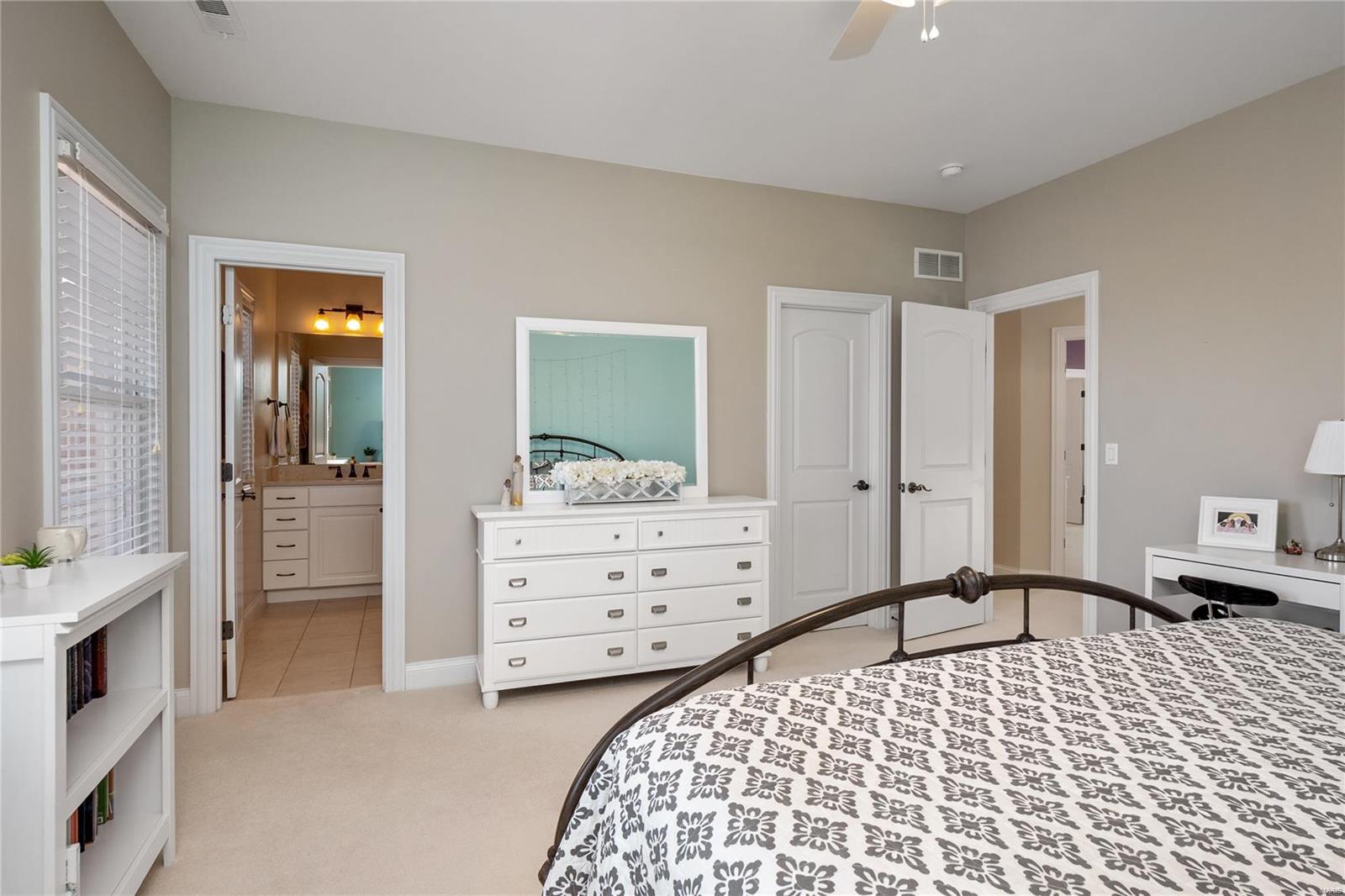 1 Pacland Estates Drive Chesterfield, MO 63005 - Photo 28 of 77