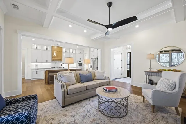 $849,000 | 410 Edgewater Trail, Toccoa, GA 30577