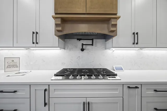 $849,000 | 410 Edgewater Trail, Toccoa, GA 30577