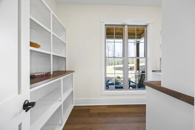 $849,000 | 410 Edgewater Trail, Toccoa, GA 30577