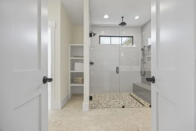 $849,000 | 410 Edgewater Trail, Toccoa, GA 30577