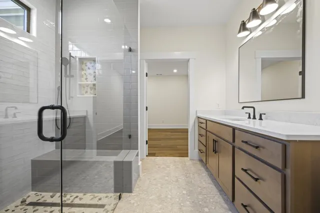 $849,000 | 410 Edgewater Trail, Toccoa, GA 30577