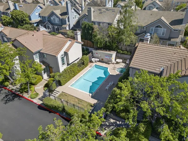 $975,000 | 1074 Almaden Village Lane, San Jose, CA 95120