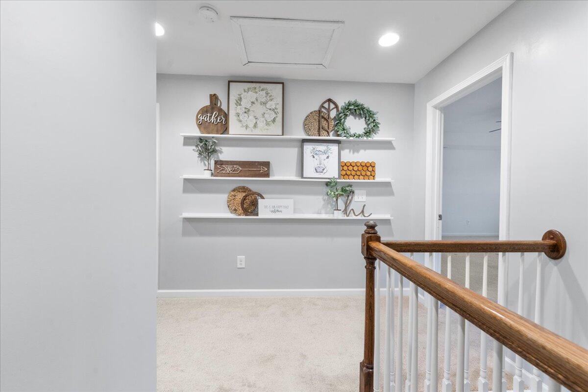 115 Radtko Road Summerville, SC 29486 - Photo 32 of 82 Split Stairway