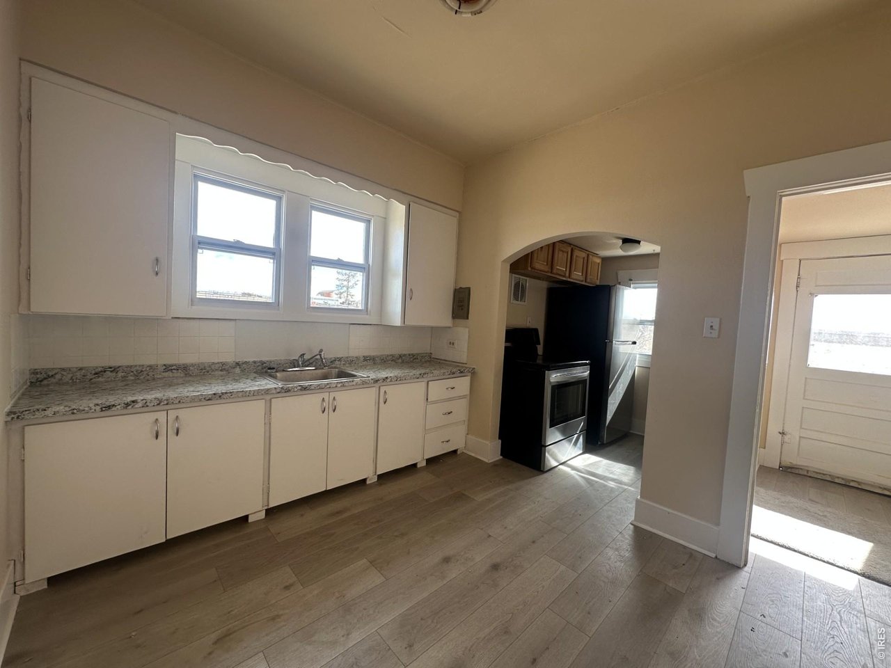 8594 Mineral Road Longmont, CO 80503 - Photo 4 of 9