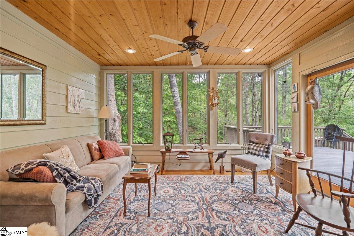 205 Pitcher Plant Lane Sunset, SC 29685 - Photo 14 of 47