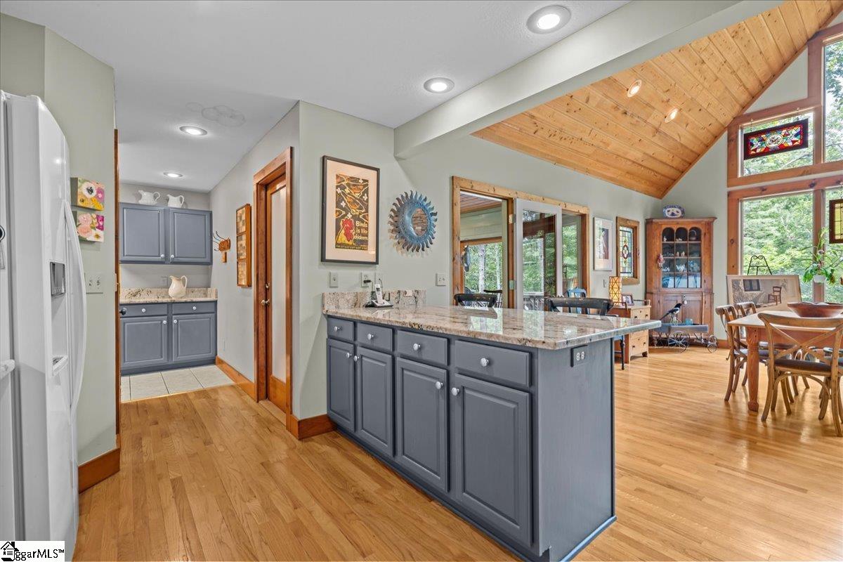 205 Pitcher Plant Lane Sunset, SC 29685 - Photo 15 of 47