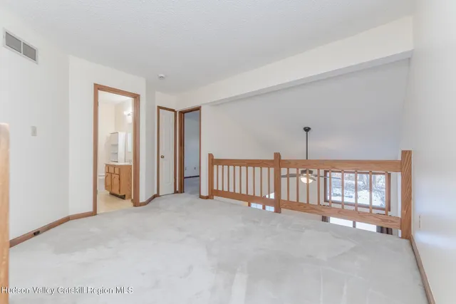 $299,900 | 5 Cottonwood Circle, Saugerties, NY 12477