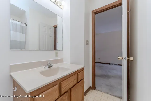 $299,900 | 5 Cottonwood Circle, Saugerties, NY 12477