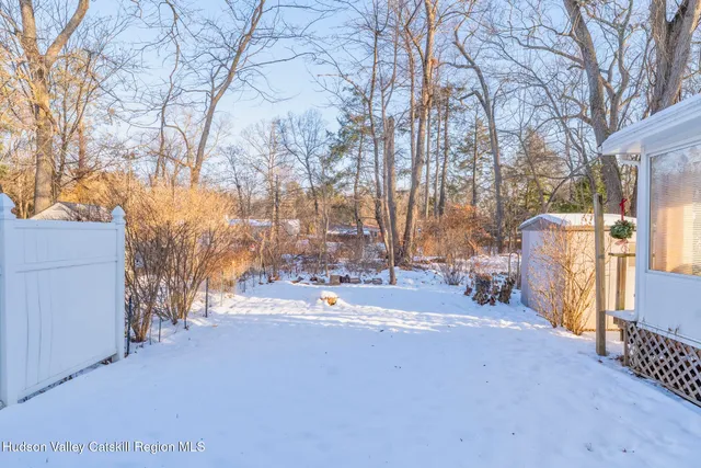 $299,900 | 5 Cottonwood Circle, Saugerties, NY 12477