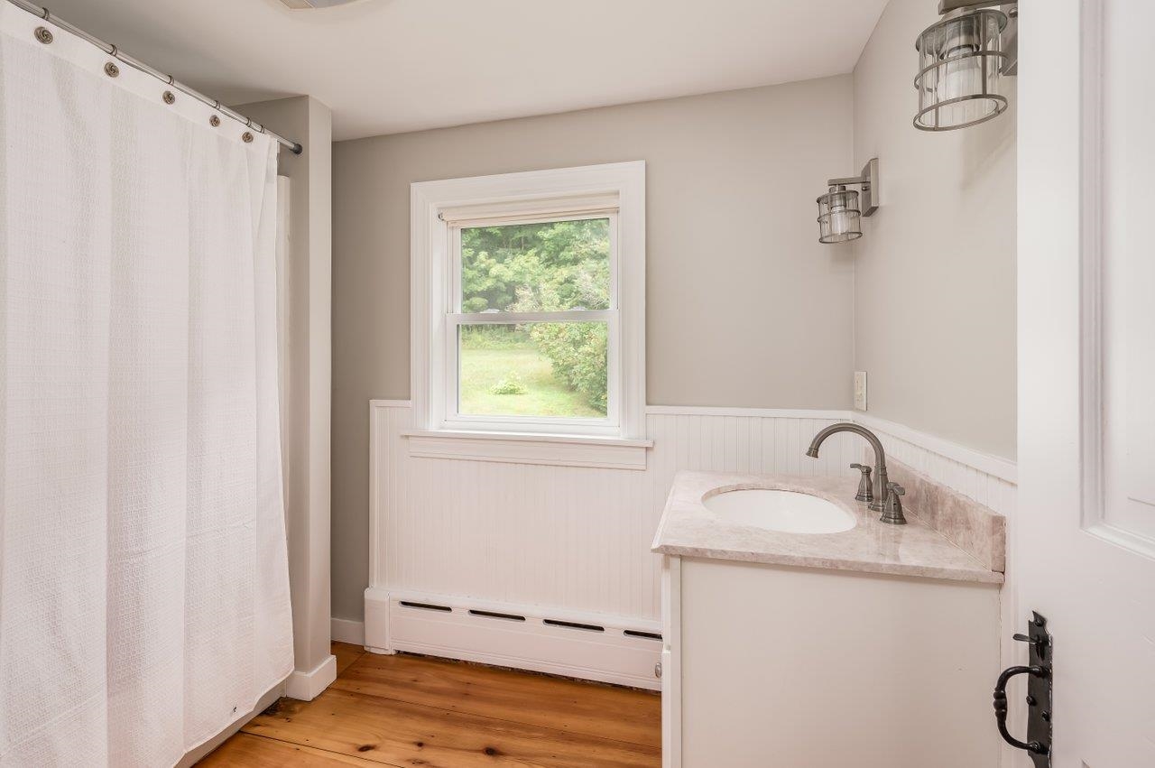 142 Piscassic Road Newfields, NH 03856 - Photo 7 of 40