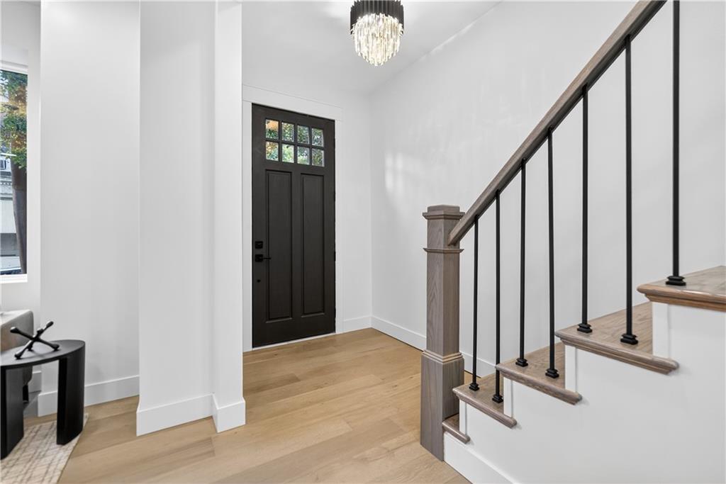 516 South Main Street Pittsburgh, PA 15220 - Photo 2 of 49