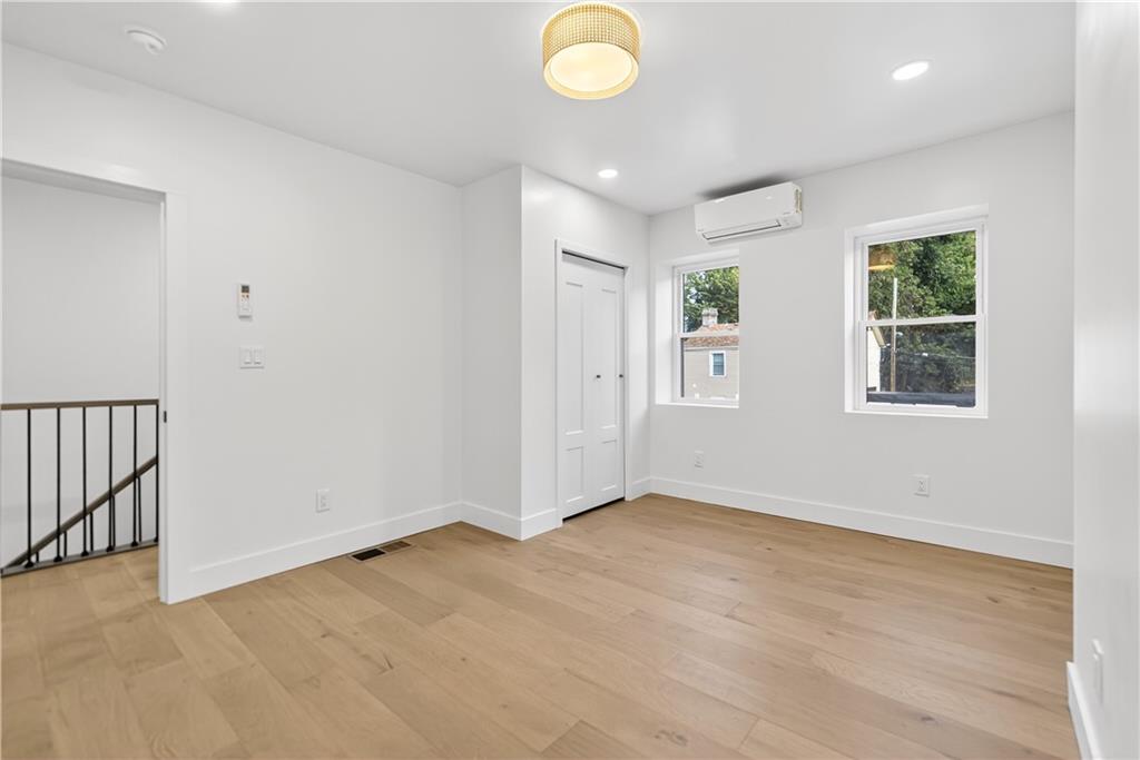 516 South Main Street Pittsburgh, PA 15220 - Photo 35 of 49