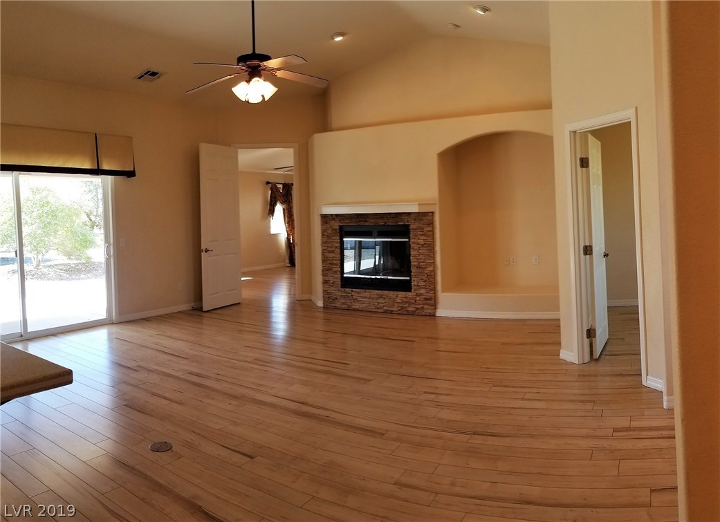 2240 Winery Road Pahrump, NV 89048 - Photo 13 of 38 Gallery Image 13