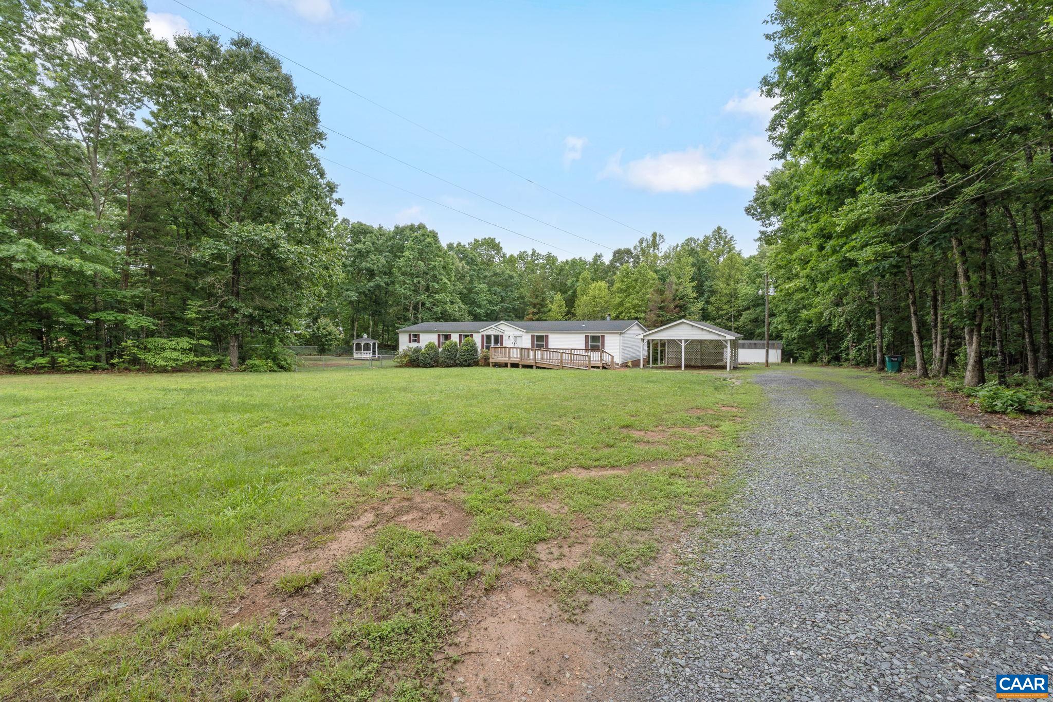 82 Tabscott Road Kents Store, VA 23084 - Photo 3 of 50