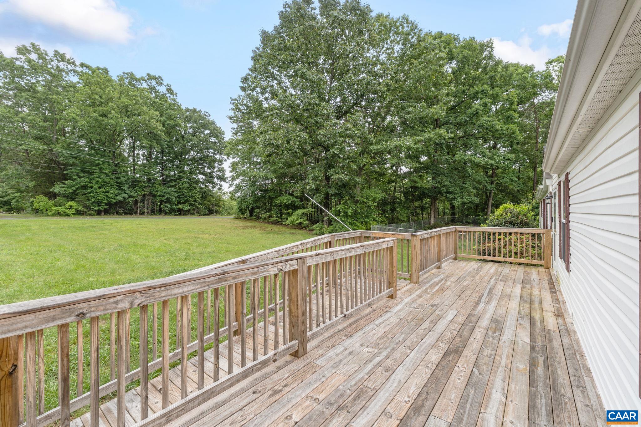 82 Tabscott Road Kents Store, VA 23084 - Photo 5 of 50