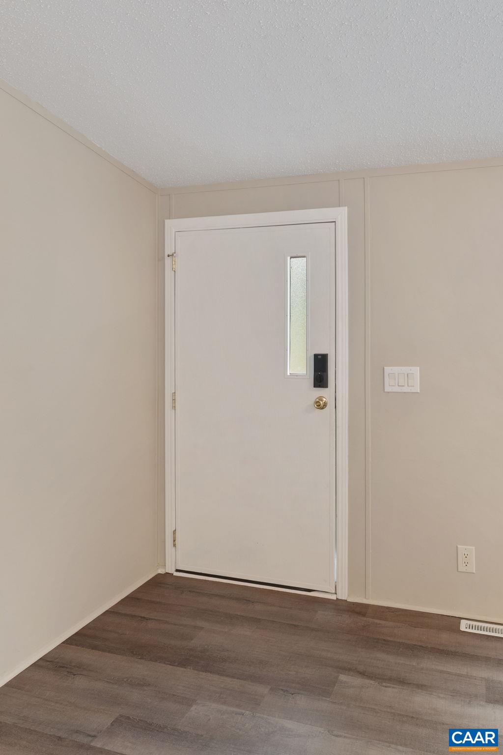 82 Tabscott Road Kents Store, VA 23084 - Photo 7 of 50