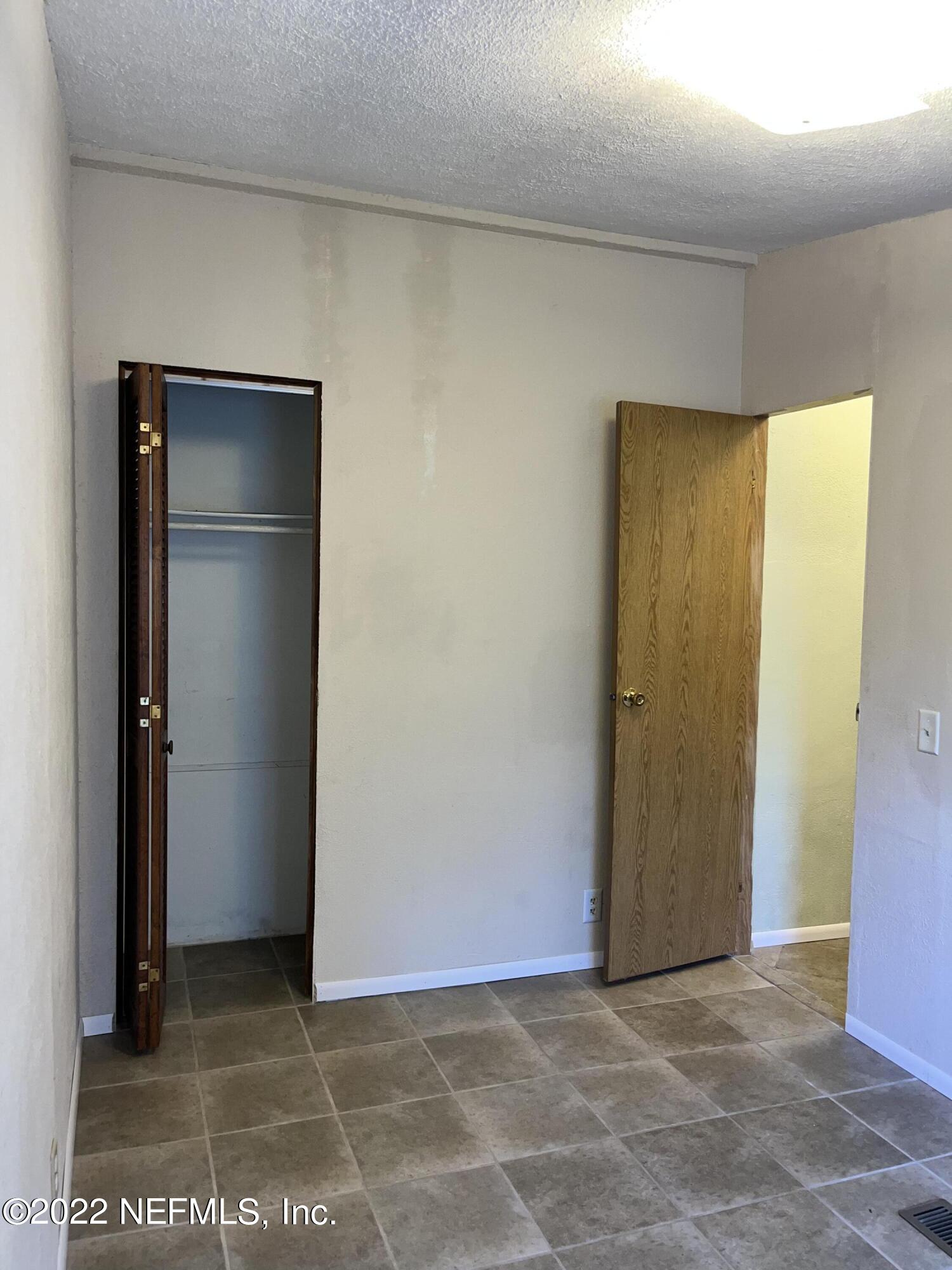 2202 Parkin Road Jacksonville, FL 32218 - Photo 26 of 47 0322C063-7E33-4BEA-BD2F-621B2099B624