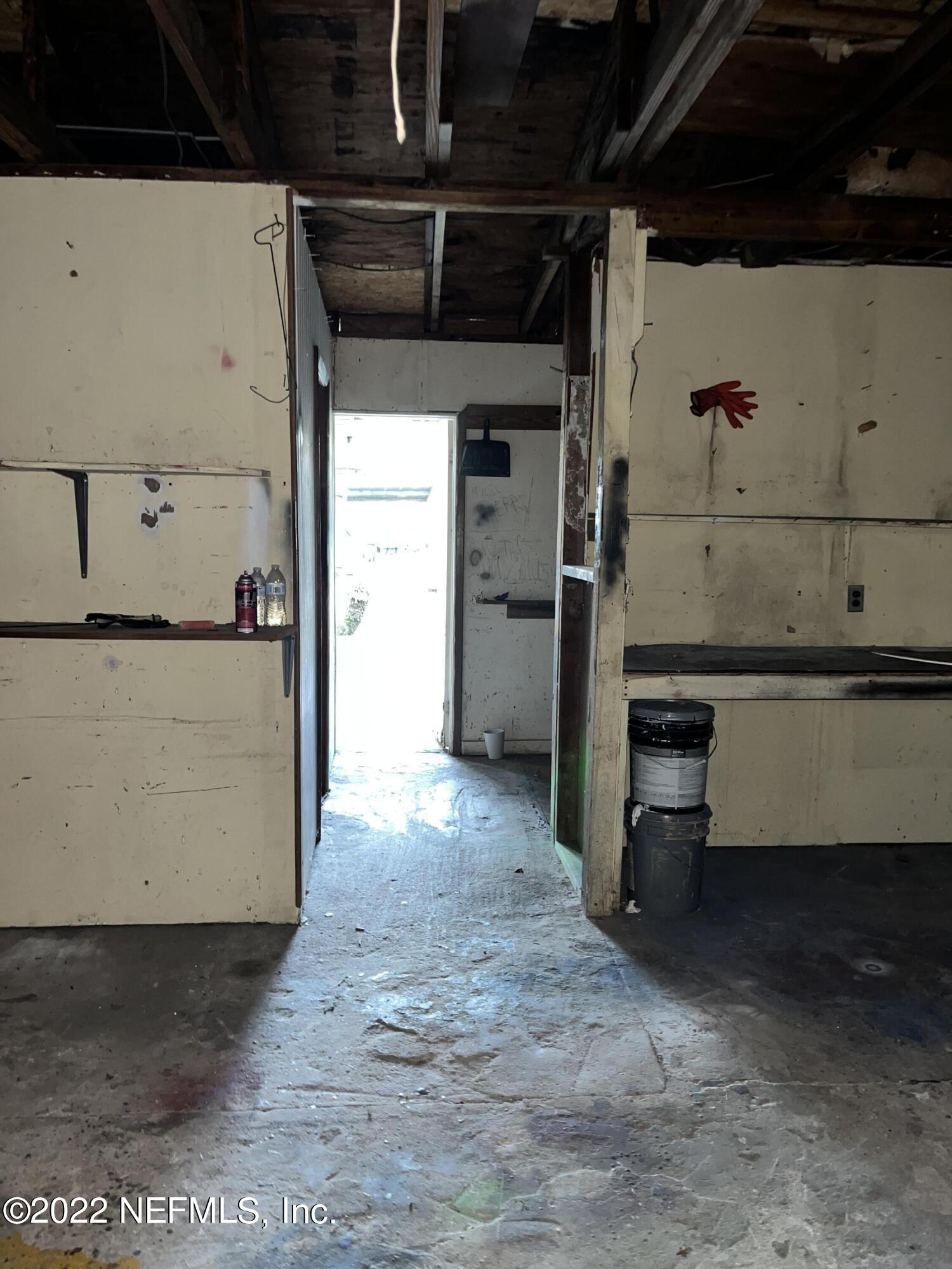 2202 Parkin Road Jacksonville, FL 32218 - Photo 44 of 47 A92988C7-B5B5-4FED-B7D9-60C4EC80231E