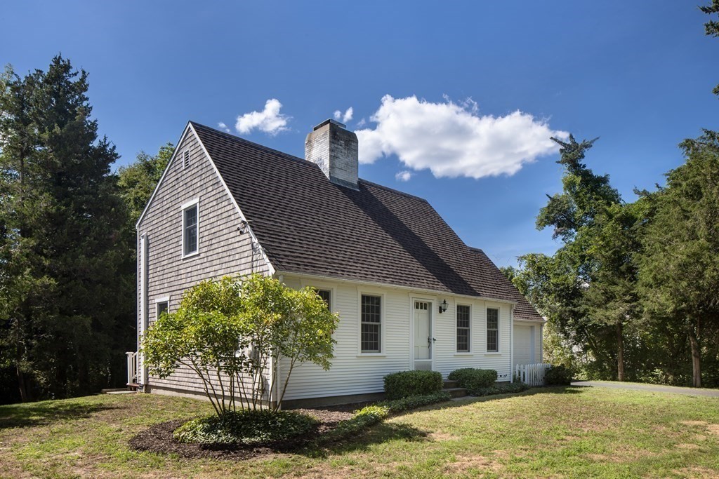 24 Prospect Road Mattapoisett, MA 02739 - Photo 1 of 31 Gallery Image 1