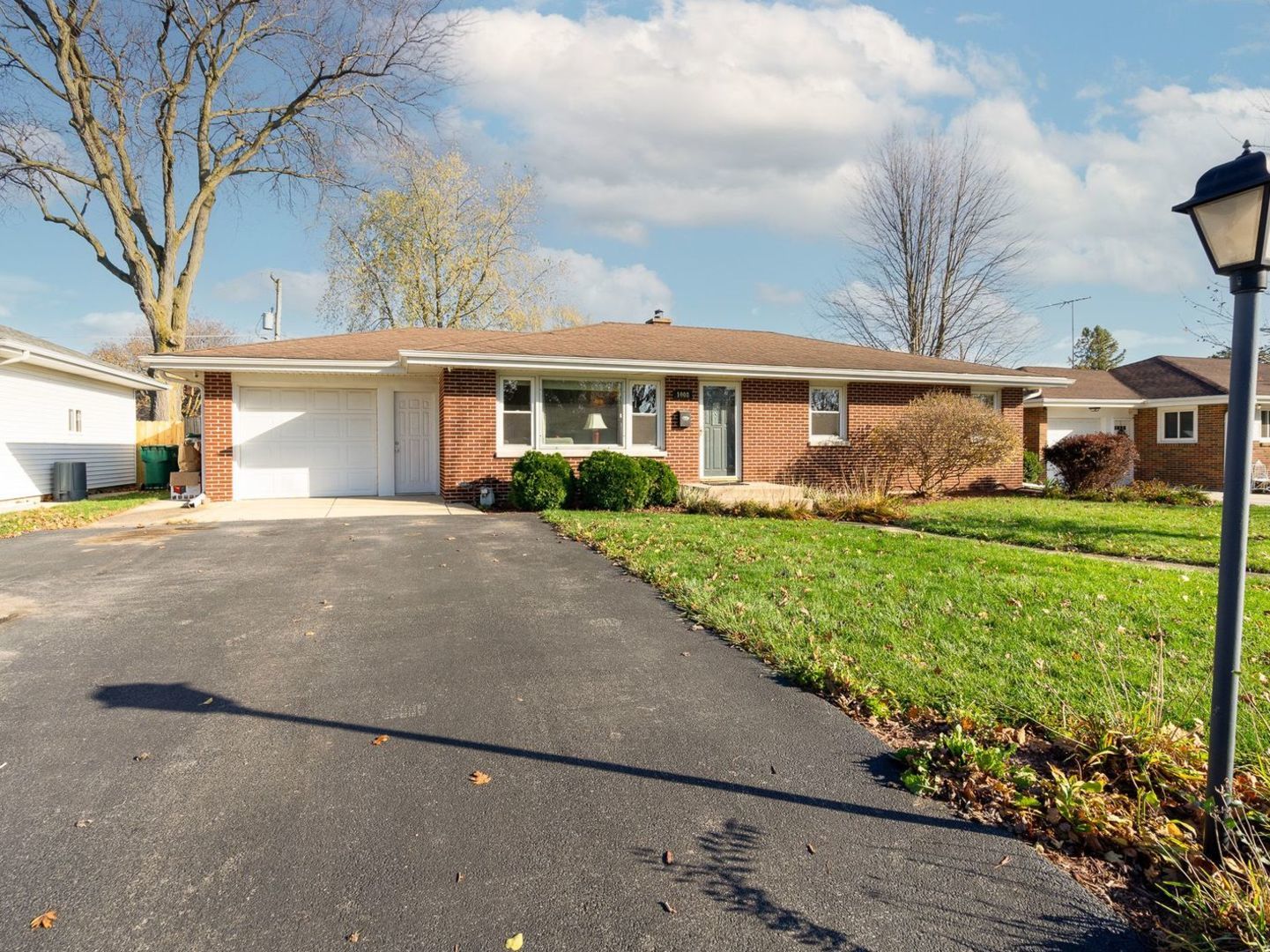 1008 Westminster Road Joliet, IL 60435 - Photo 2 of 28 a front view of house with yard