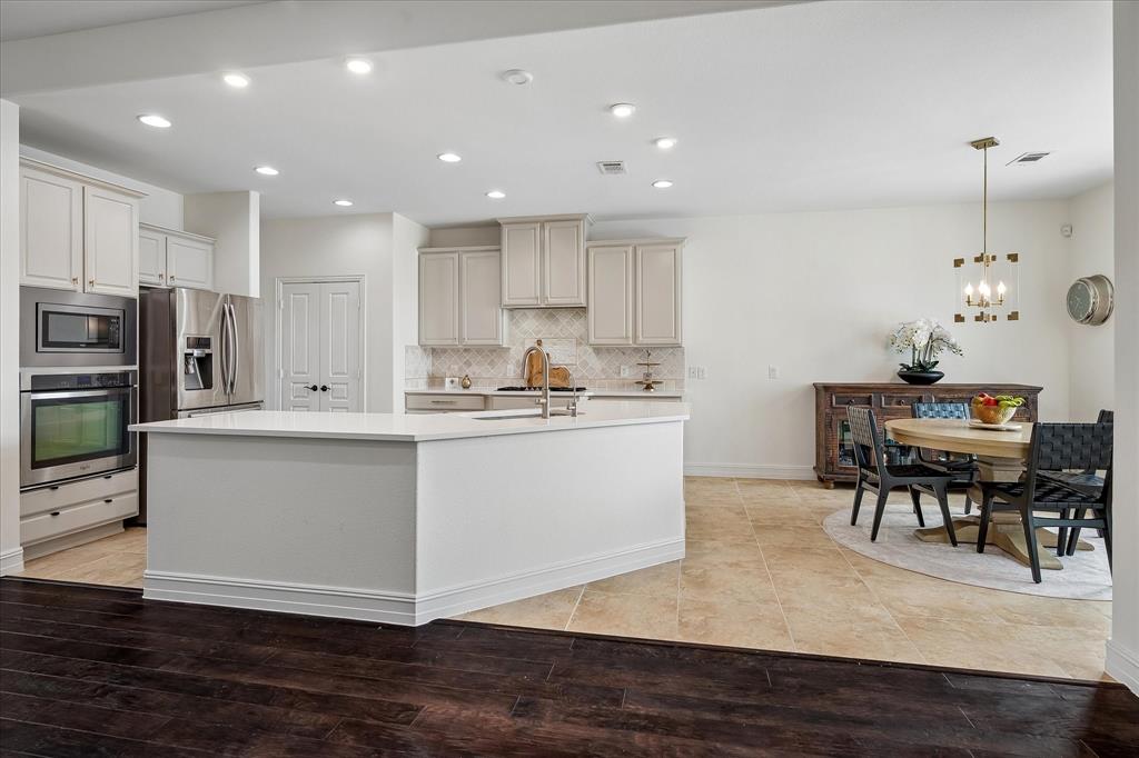 4576 Berry Ridge Lane Frisco, TX 75036 - Photo 9 of 40