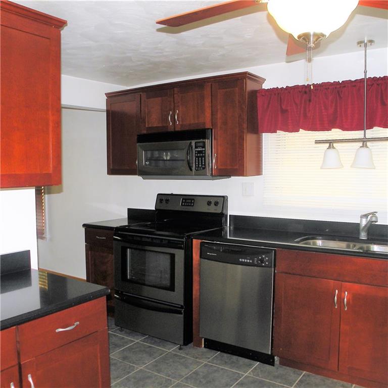 664 Donohoe Road Latrobe, PA 15650 - Photo 4 of 25 Gallery Image 4