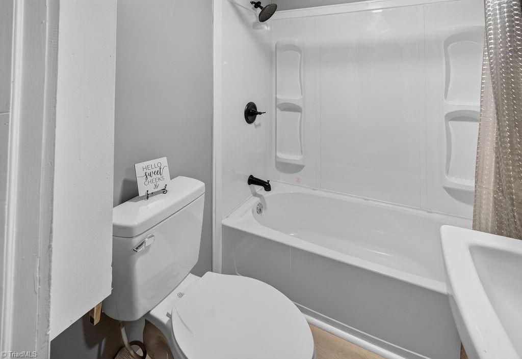 122 Galyean Road Mount Airy, NC 27030 - Photo 7 of 24 Gallery Image 7