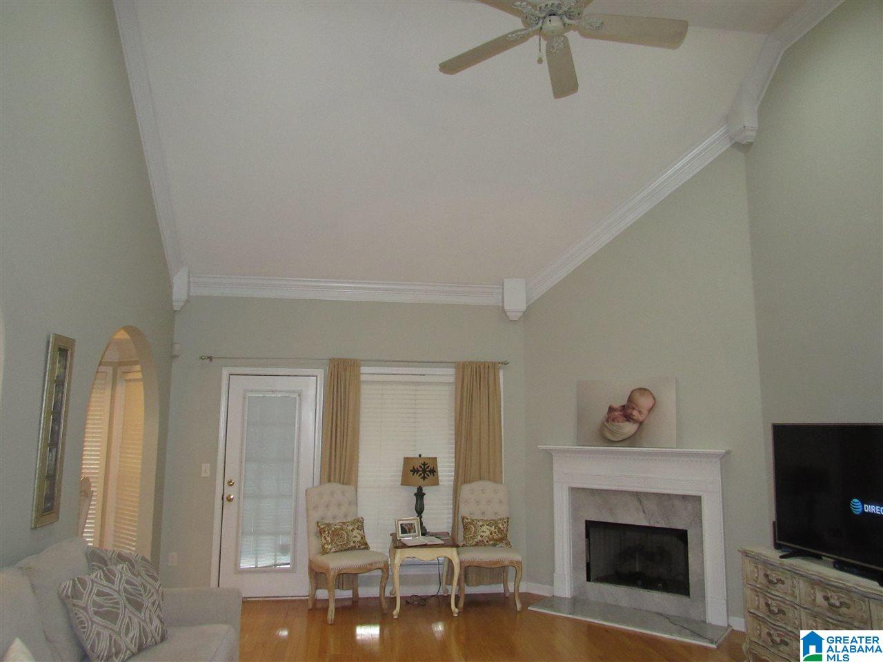 412 Enclave Circle Fultondale, AL 35068 - Photo 4 of 37