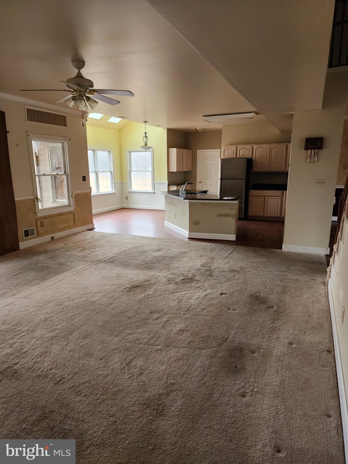 25331 Adams Landing Road Denton, MD 21629 - Photo 7 of 39 a view of a livingroom with a furniture