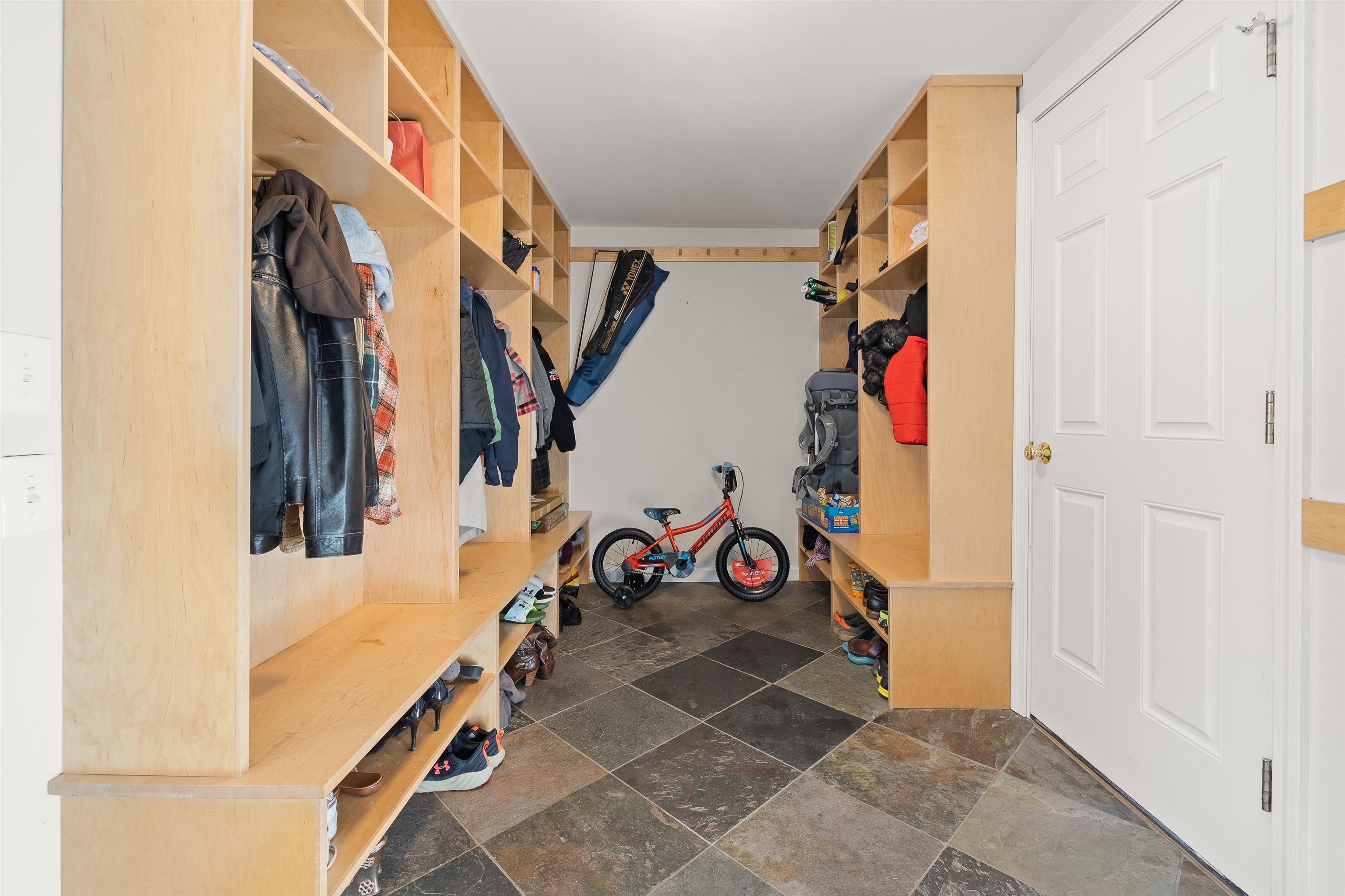 12 Spencer Road Hanover, NH 03755 - Photo 9 of 40 Gallery Image 9