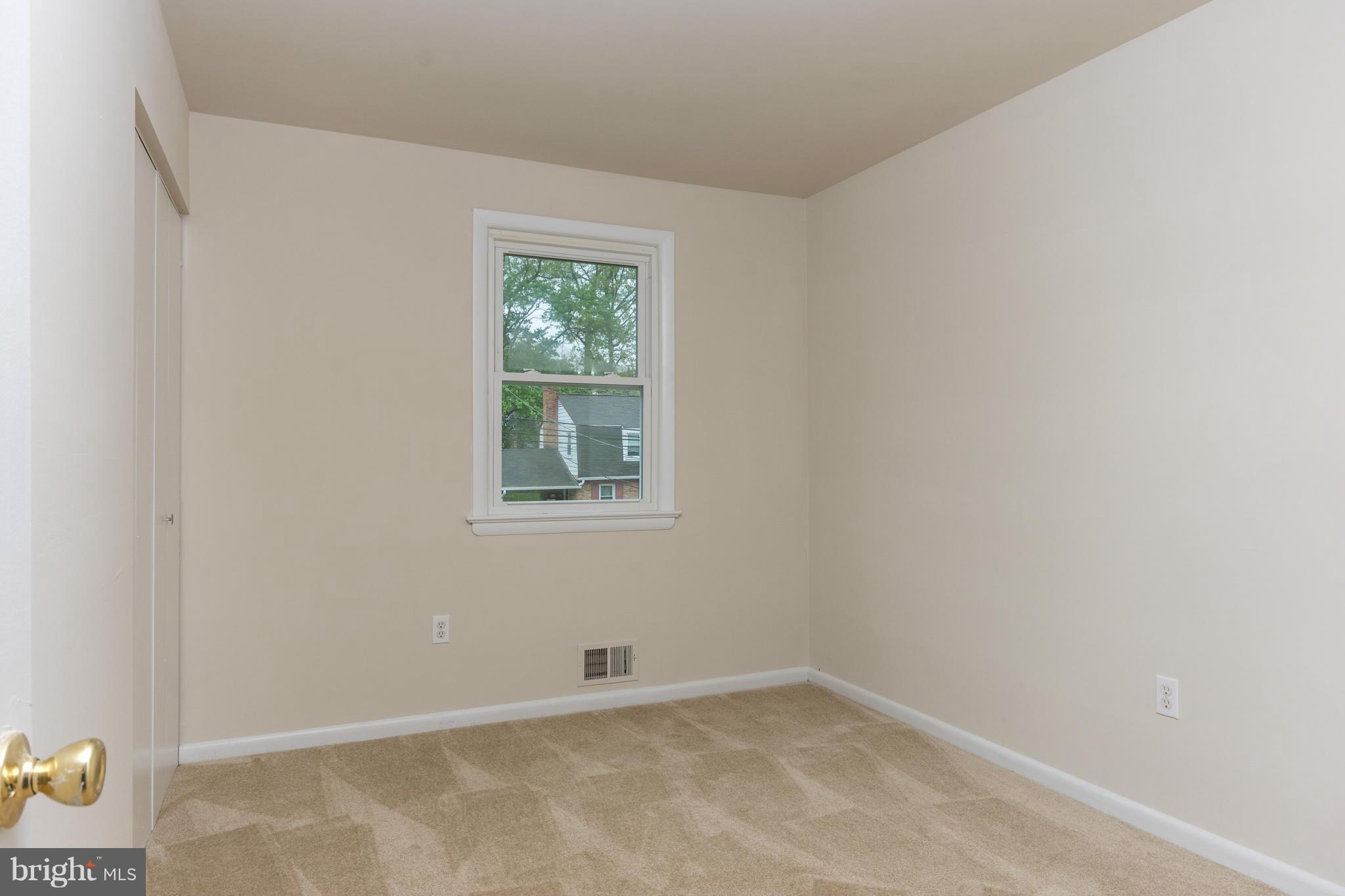 16107 Kent Road Laurel, MD 20707 - Photo 18 of 28 4th Bedroom- new carpet