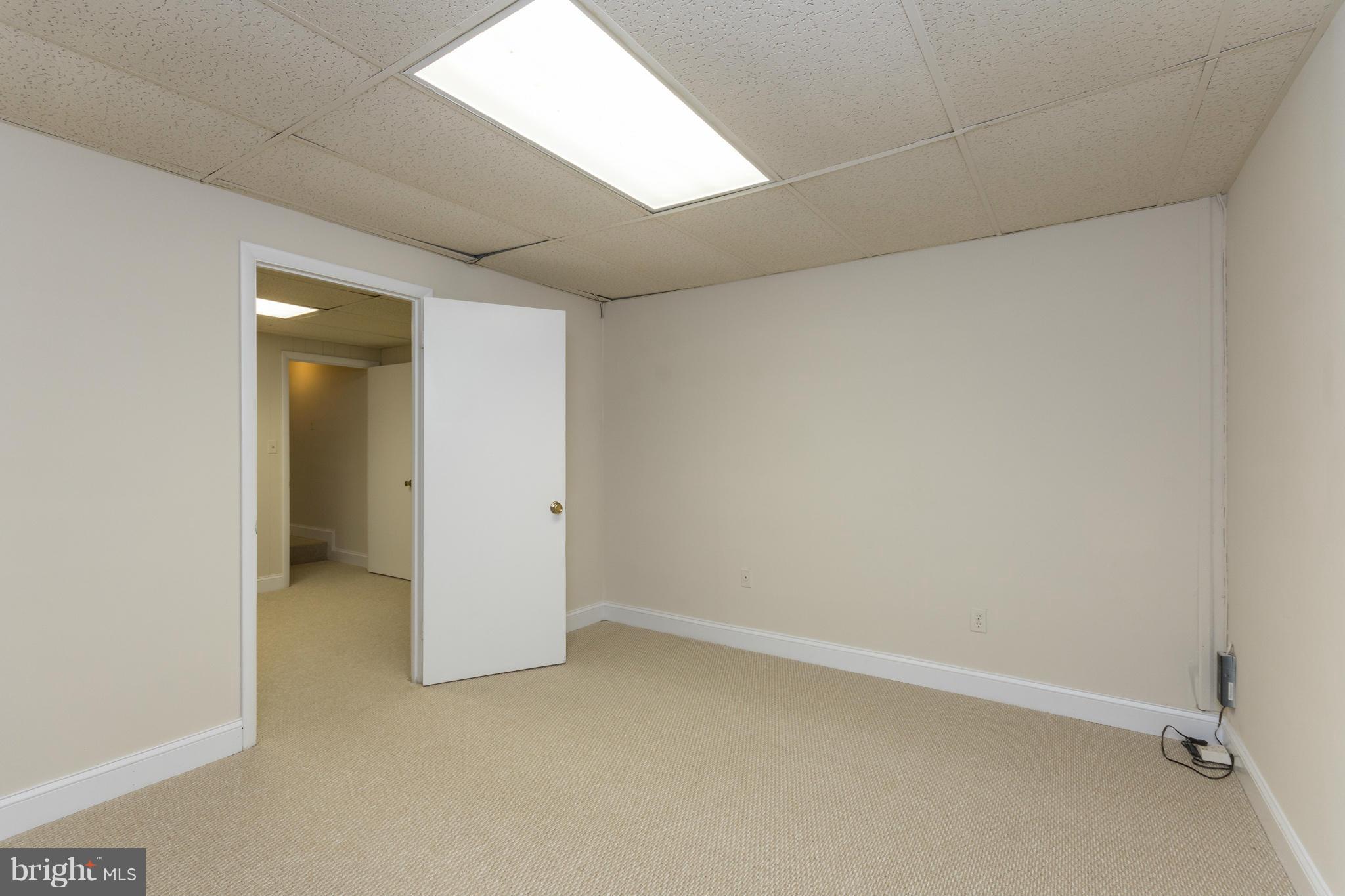 16107 Kent Road Laurel, MD 20707 - Photo 23 of 28 Potential 6th Bedroom - new carpet