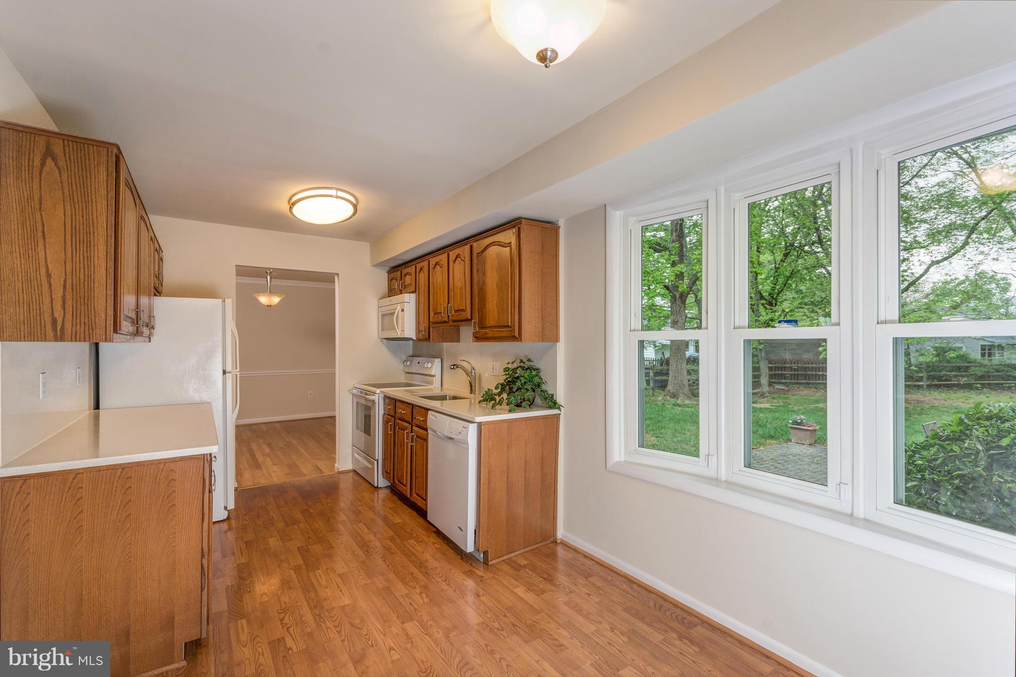 16107 Kent Road Laurel, MD 20707 - Photo 8 of 28 Kitchen