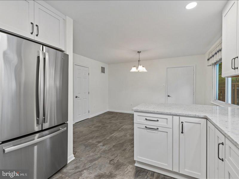 1428 Yellowwood Court Reston, VA 20190 - Photo 9 of 30 Kitchen