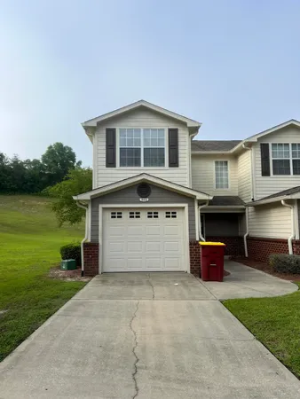 $1,595 | 502 Wingspan Way, Crestview, FL 32536