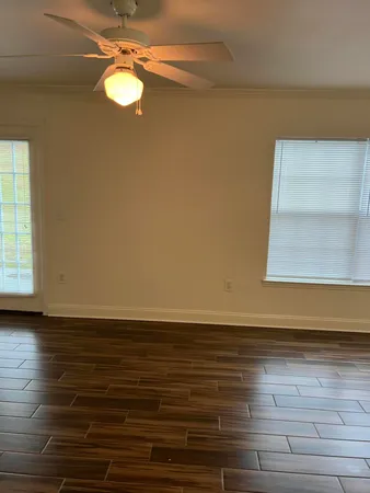 $1,595 | 502 Wingspan Way, Crestview, FL 32536