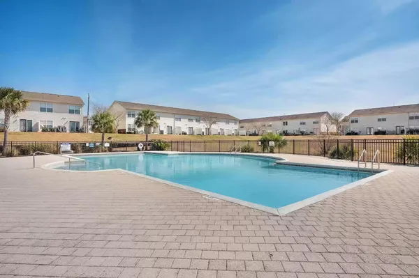 $1,595 | 502 Wingspan Way, Crestview, FL 32536