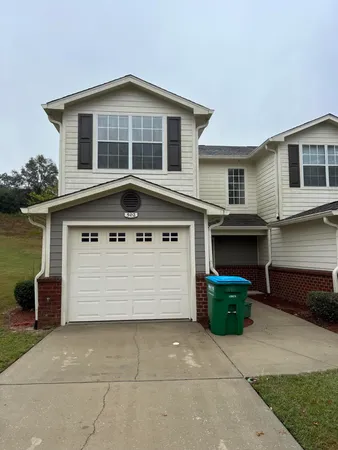 $1,595 | 502 Wingspan Way, Crestview, FL 32536