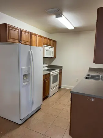 $1,595 | 502 Wingspan Way, Crestview, FL 32536