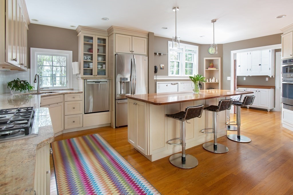 167 Nehoiden Road Newton, MA 02468 - Photo 4 of 17