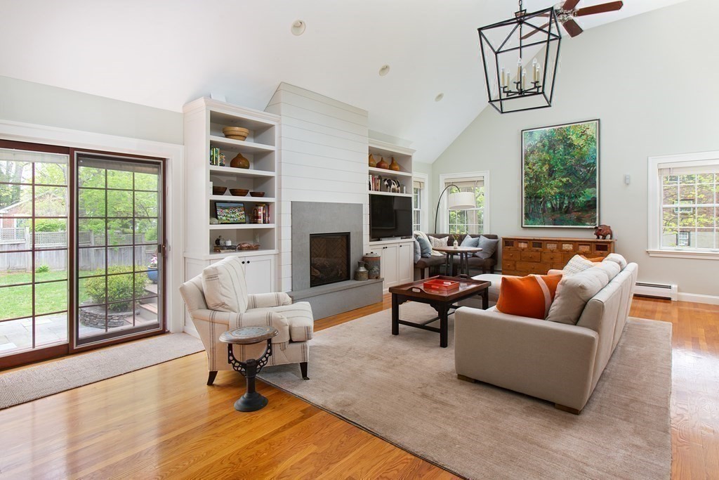 167 Nehoiden Road Newton, MA 02468 - Photo 7 of 17