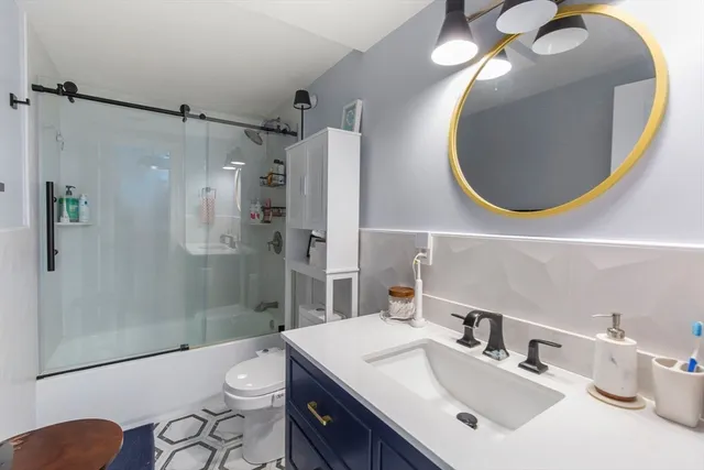 $3,300,000 | 32 Cameron Avenue, Somerville, MA 02144