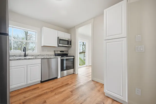 $229,900 | 20 Spruce Street, Newport, ME 04953