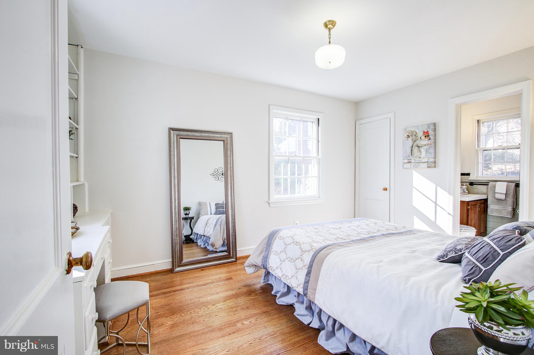 308 East Schuyler Road Silver Spring, MD 20901 - Photo 7 of 33
