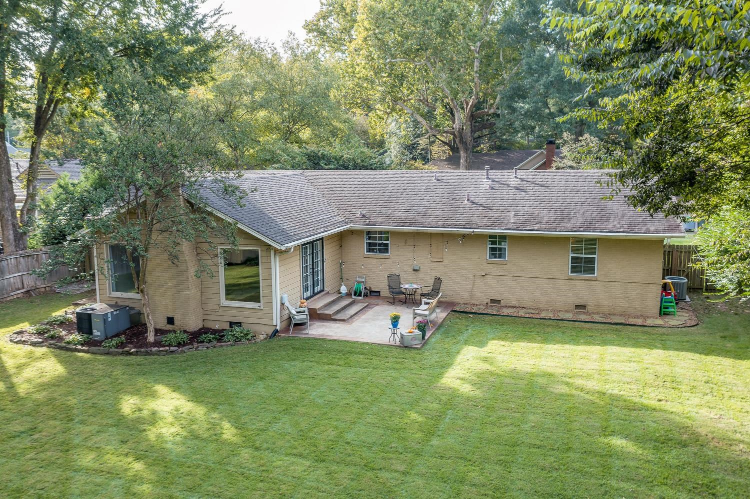 4172 Barfield Road Memphis, TN 38117 - Photo 17 of 18