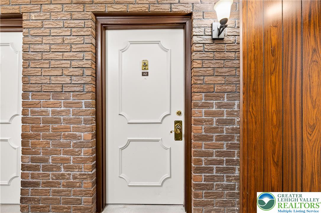 1575 Creekside Road, Unit A2 Whitehall, PA 18052 - Photo 4 of 26