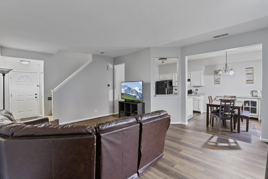 1627 Spaulding Road Bartlett, IL 60103 - Photo 11 of 25